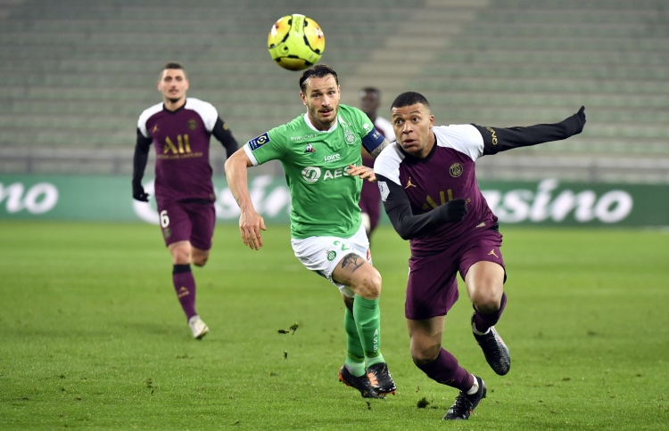 ޕޮޗެޓީނޯއާ އެކު ޕީއެސްޖީގެ ފުރަތަމަ މެޗު އެއްވަރު