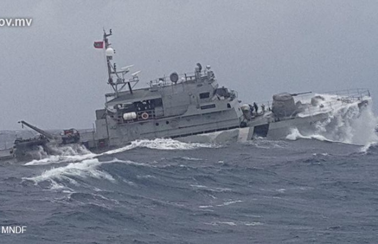 ކާށިދޫ ކަނޑަށް ވެއްޓުނު މީހާ ކާށިދު އަށް އަރައިފި