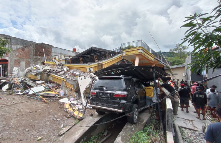 ބިންހެލުމުގައި ވެއްޓުނު ތަންތަނުގެ ތެރޭގައި ހޮސްޕިޓަލެއް