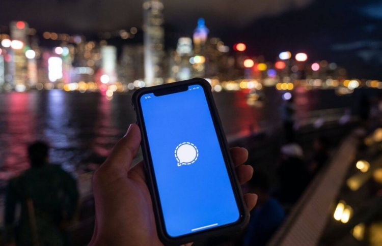 "ސިގްނަލް" އިން ވަޓްސްއެޕް ކޮޕީކުރަނީ