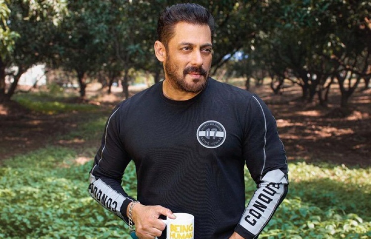 ބޮލީވުޑްގެ ޚަބަރުތައް ކުރުކޮށް