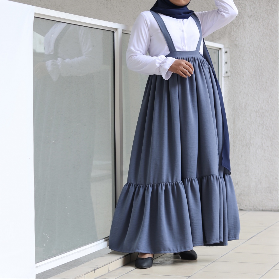 ފާތިމާގެ ޖެނުއަރީ ކަލެކްޝަންގެ ޑިޒައިނެއް.-- ފޮޓޯ:ފާތިމާސް ވޯޑްރޯބް