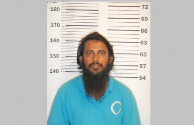 ހައްޔަރުކުރި އެކަކީ އައިސިސް އިން އައްޔަންކުރި އަމީރެއް