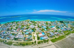 (FILE) An Aerial photo of Lhaviyani Hinnavaru: A fine of MVR 200,000 has been imposed on the Ministry of Construction and Infrastructure for development of roads in violation of EIA