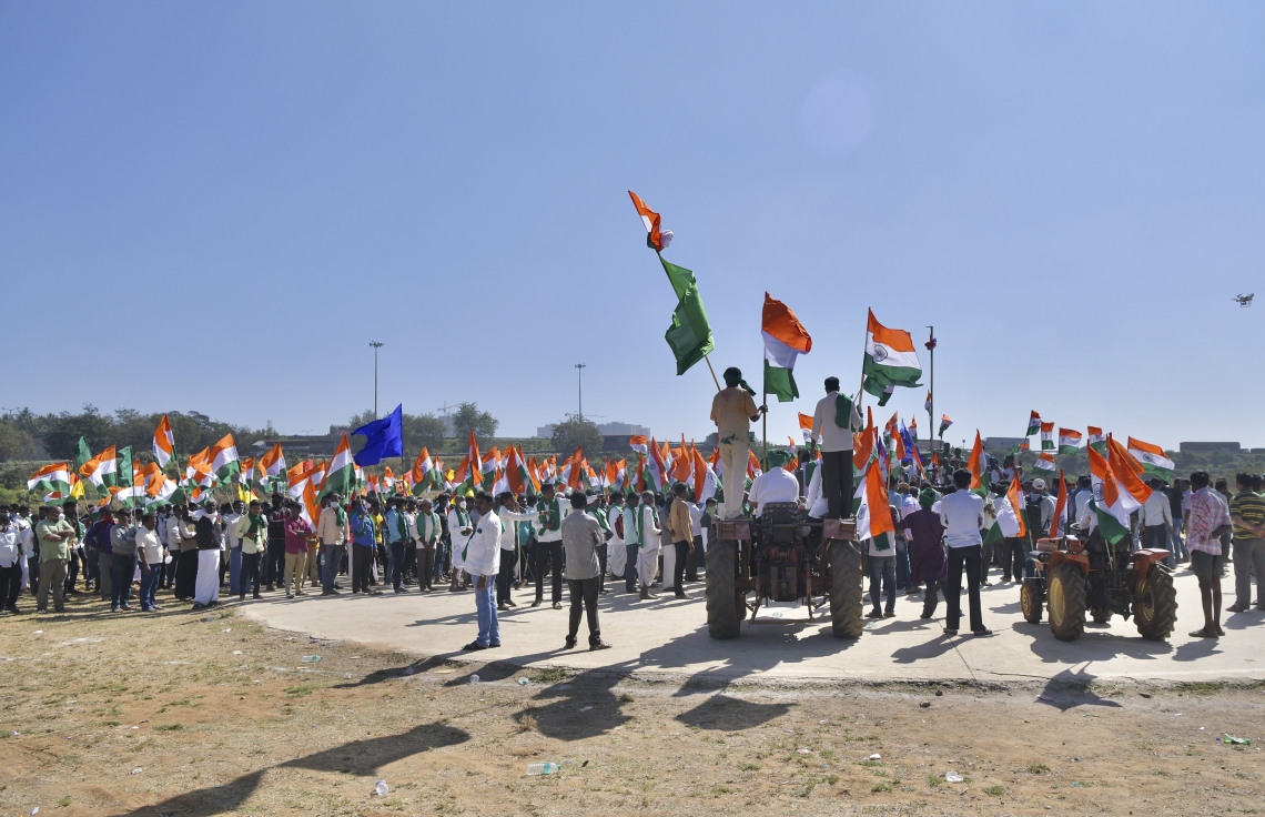 އިންޑިއާގެ ދަނޑުވެރިން މުޒާހަރާ ކުރަނީ. --ފޮޓޯ:އޭއެފްޕީ