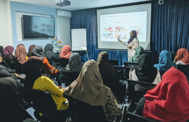 "ދަރިމައިވުމުގެ ފަރުވާއަށް އެހީދެވޭނެ ގޮތްތައް ބަލަން"