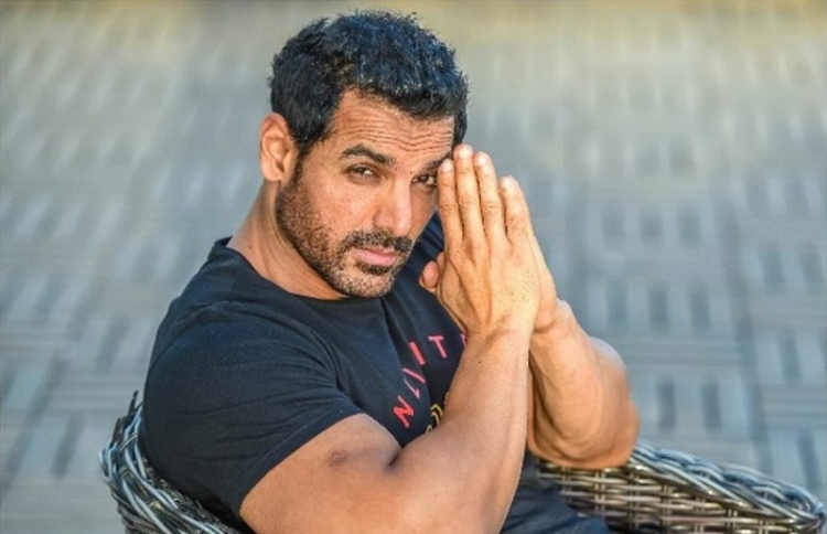 ޖޯން "ސަތިޔަމޭވް ޖަޔަތޭ" ނިންމާލައި "އެޓޭކް" އަށް