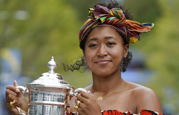 ޓެނިސް ތަރި އޮސާކާ ފުޓްބޯޅަ ޓީމަކަށް އިންވެސްޓްކޮށްފި