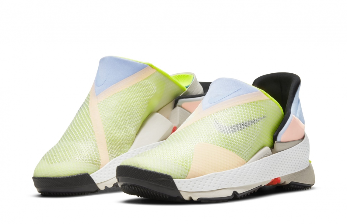 "އަތްނުލައި" އަަރައި ބޭލޭ ބޫޓެއް ނައިކީން ހަދައިފި