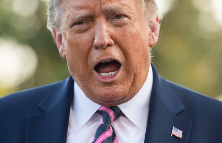 ޓްރަމްޕް ކުށްވެރިނުވުމަކީ ޑިމޮކްރެސީއަށް ދެވޭ ގެއްލުމެއް