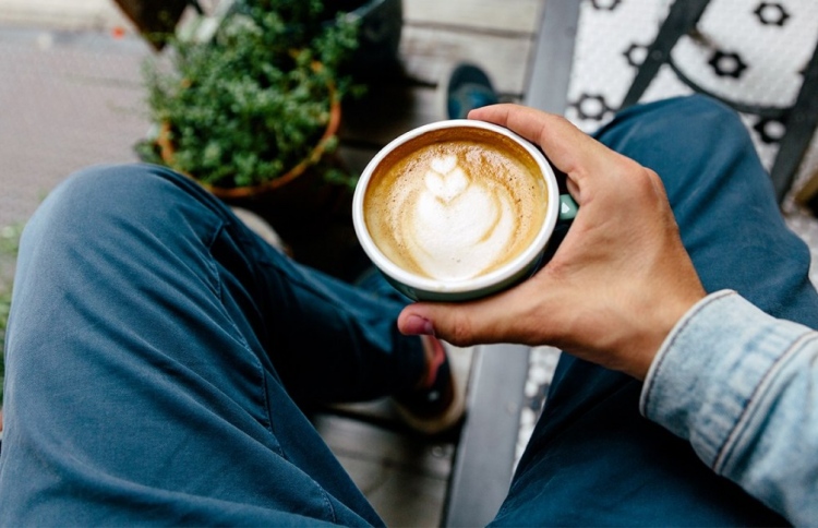 ކޮފީން ފިރިހެނުންގެ އިވުމުގެ ހިއްސު ރަނގަޅުކޮށްދޭ