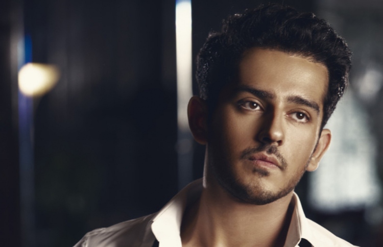 އަދުނާން ސާމީގެ ދަރިފުޅުގެ އަލްބަމް މި މަހު