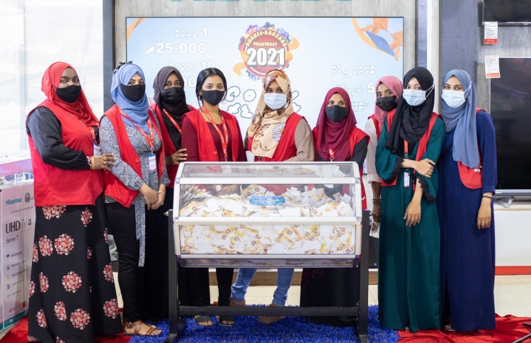 ރެޑްވޭވްގެ އަހަރީ ބާޒާރުގެ ނަސީބުވެރިން ހޮވައިފި