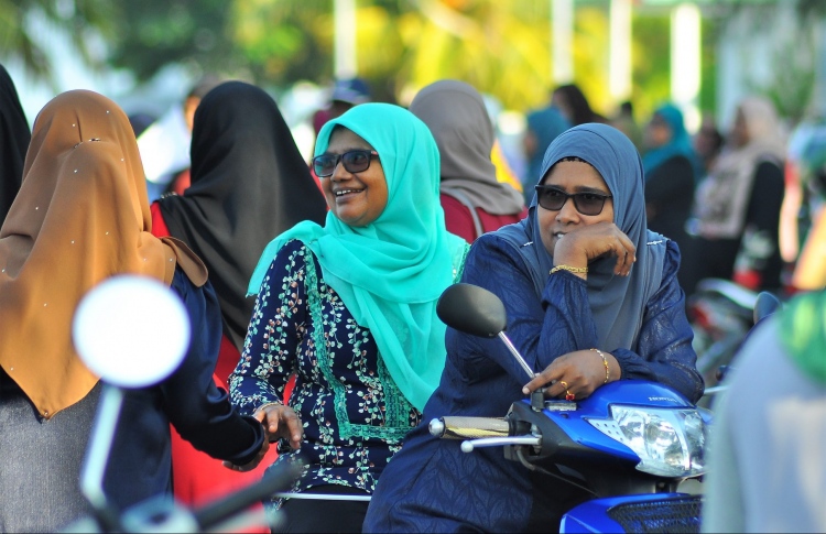 މި ރެއިން ފެށިން އައްޑޫގައި ކާފިއު ހިންގަނީ