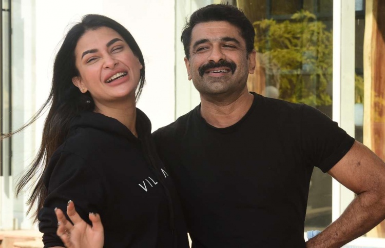 ބިގް ބޮސް 14: އިޖާޒާއި ޕަވިތުރާ ކައިވެނިކުރަނީ