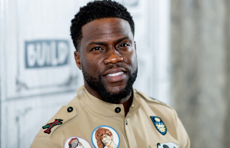 ކެވިން ހާޓްގެ ކުރީގެ މުވައްޒަފަކަށް ވައްކަމުގެ ދައުވާ