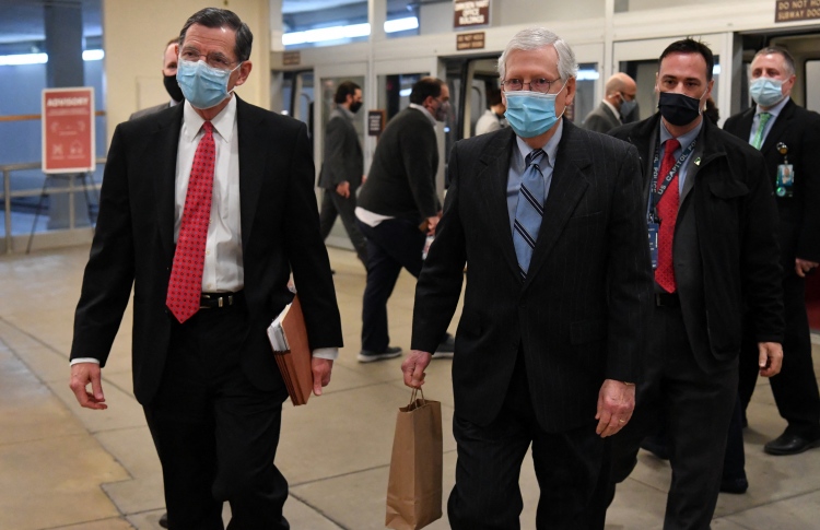 ޓްރަމްޕުގެ އިމްޕީޗްމަންޓް ޝަރީއަތް ނިމުމަކަށް