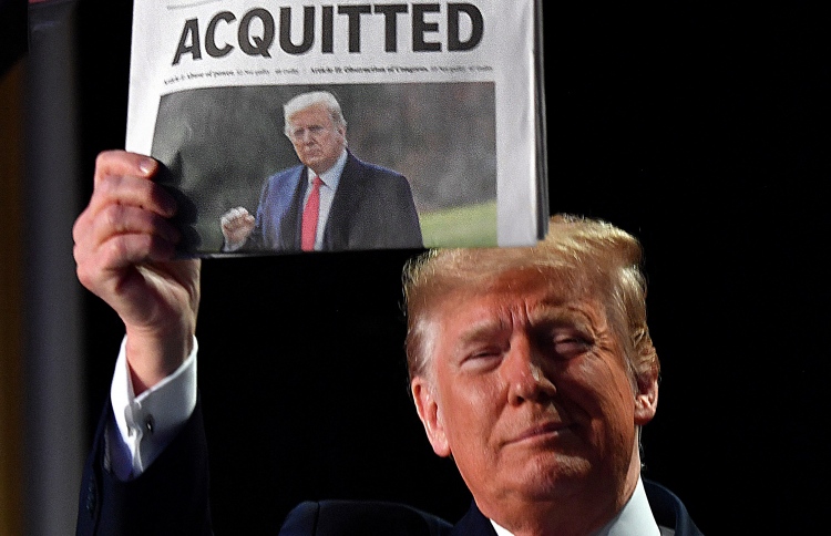 ޓްރަމްޕް ކުށްވެރިކުރަން ސެނެޓުން ފާހެއް ނުވި