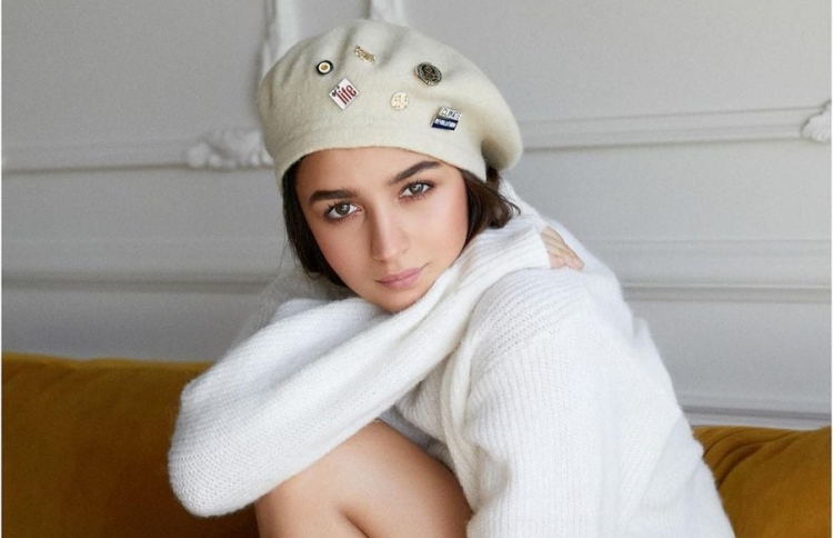 ބޮލީވުޑްގެ ޚަބަރުތައް ކުރުކޮށް