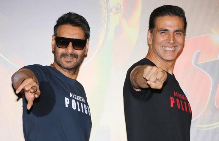 އަޖޭގެ ފުރަތަމަ ފިލްމު ކުރިން ލިބުނީ އަކްޝޭ އަށް