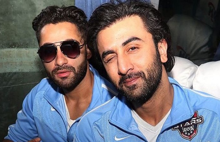 އަރްމާންގެ މައްޗަށް މަނީ ލޯންޑްރިންގެ ތުހުމަތު