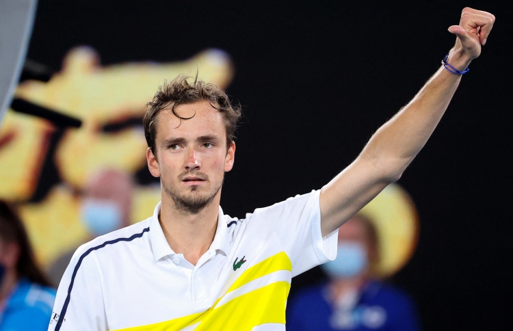 މެޑްވެޑޭވް ދިނީ ކުޑަކުދިންނަށް މެސެޖެއް