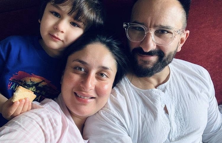 ކަރީނާގެ ދެ ވަނަ ދަރިފުޅުގެ ނަމުގެ އިންތިޒާރުގައި