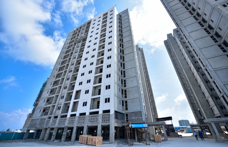 300 ފްލެޓުން ސްޓެލްކޯގެ މުވައްޒަފުންނަށް އުފަލެއް