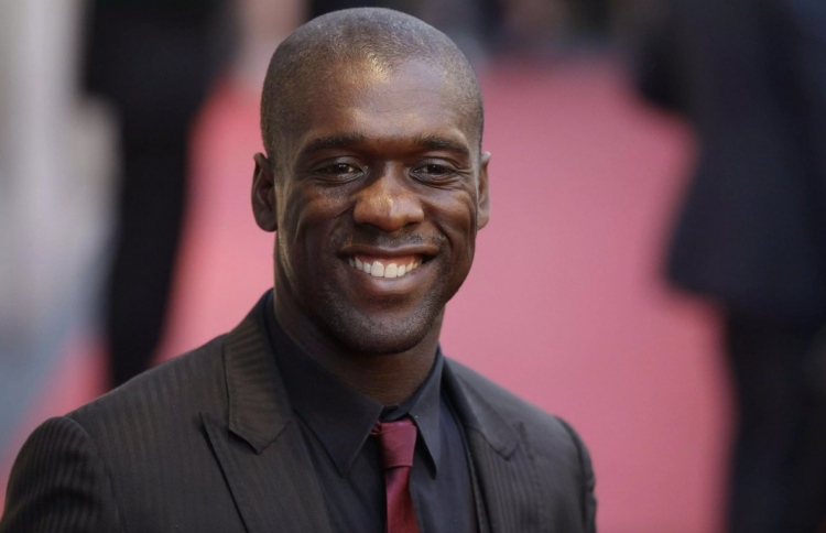 ކޯޗުން ހޮވުމުގައި ނަސްލީ ތަފާތުކުރުން އޮވޭ: ސީޑޯފް