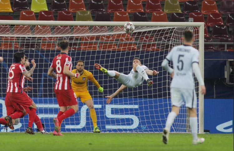 ޖިރޫޑްގެ މޮޅު ގޯލުން ޗެލްސީން އެތުލެޓިކޯ ބަލިކޮށްފި