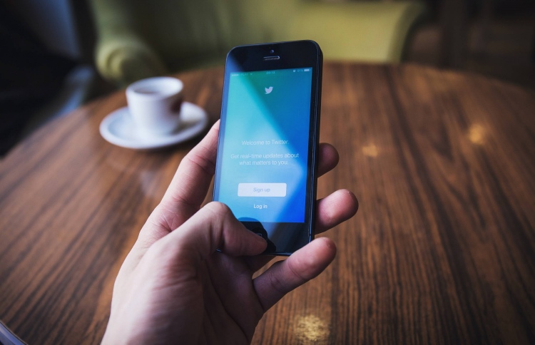 ޓްވިޓާ އެކައުންޓް ވެރިފައިކޮށްދިނުން ފަސޭހަ ކޮށްދީފި