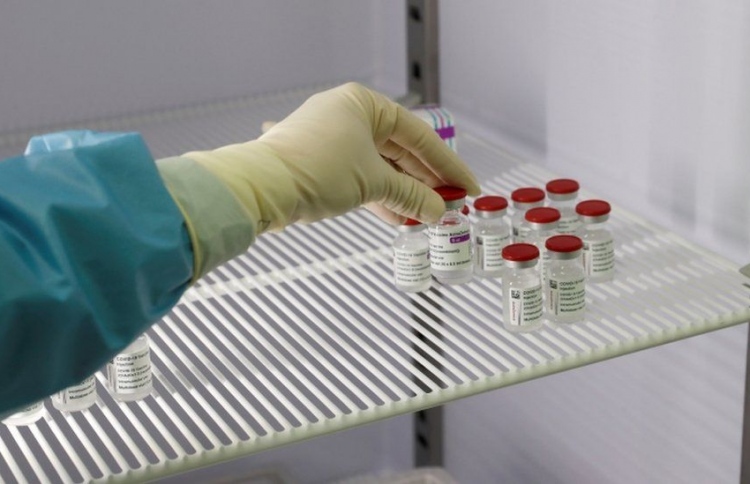 އޮސްޓްރޭލިއާ އަށް ފޮނުވާ ވެކްސިން އިޓަލީން ހުއްޓުވައިފި