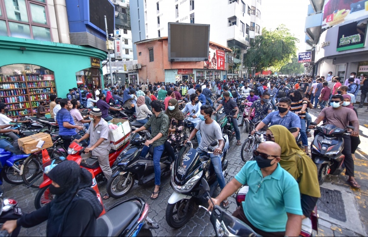 އިދިކޮޅު 2 ޕާޓީ ޖޫރިމަނާކުރީ 25،000ރ. އިިން