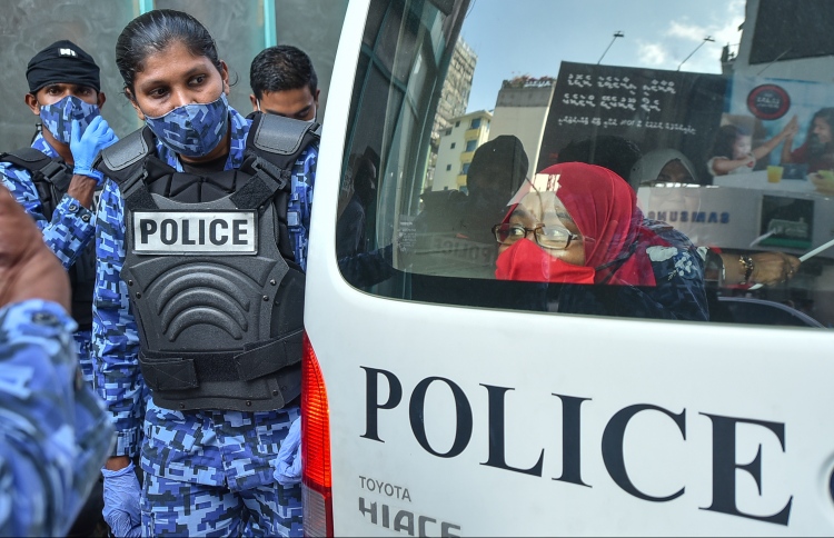 އިދިކޮޅު އެއްވުމާ ދިމާކޮށް އީސީން ވެސް އިލްތިމާސެއް