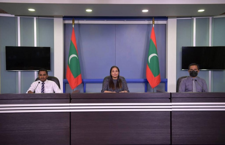 ފިޔަވަޅުތަކަށް އަމަލުކުރަން ސްކޫލުތަކަށް އަންގައިފި