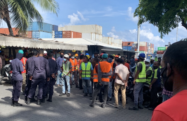 މަސައްކަތް ފެށުން ލަސްވާތީ މަޖޫރީން ހަޅުތާލުކޮށްފި