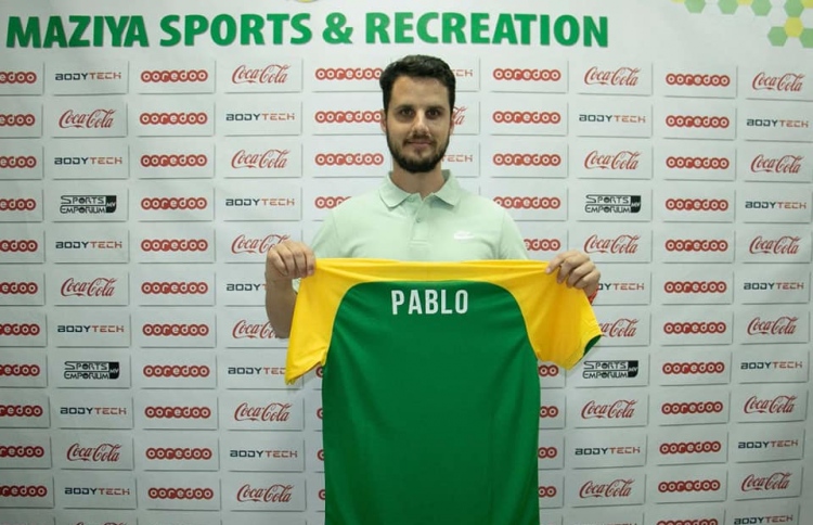 މާޒިޔާ އަށް ސްޕެއިނުގެ ފިޓްނަސް ކޯޗެއް