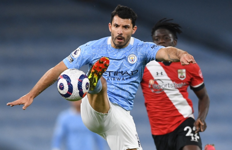 ބާސެލޯނާގެ އޮފާއާ މެދު އަގުއޭރޯ ގޮތެއް ނިންމަނީ