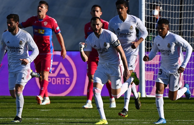 ރެއާލް ދެ ވަނަ އަށް، އެތުލެޓިކޯ އެއްވަރު