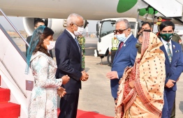 President of Bangladesh Md. Abdul Hamid and First Lady Rashida Hamid welcoming President Ibrahim Mohamed Solih and First Lady Fazna Ahmed. PHOTO: PRESIDENTS OFFICE