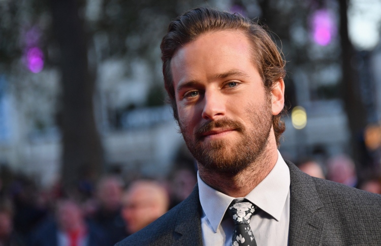 އެކްޓަރު އާމީ ހެމާ އަށް ރޭޕްގެ ތުހުމަތު