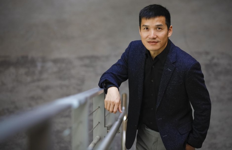 ވަން ޕްލަސް އިން ގޭމިން އަށް ހާއްސަ ފޯނެއް