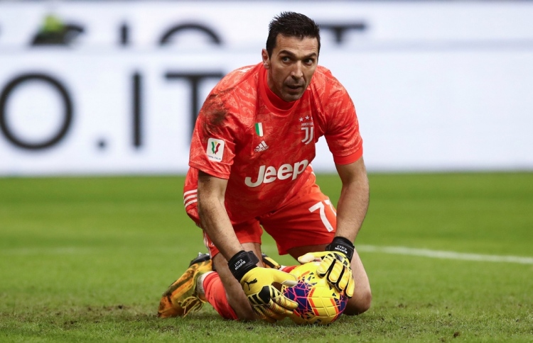 43 އަހަރުގެ ބުފޮން އަންނަ ސީޒަނުގައި ވެސް ކުޅޭނެ