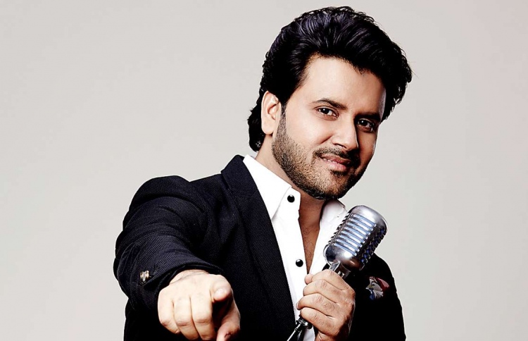 މަޑުމައިތިރި ޖާވިދު އަލީގެ ވަރުގަދަ އަޑު