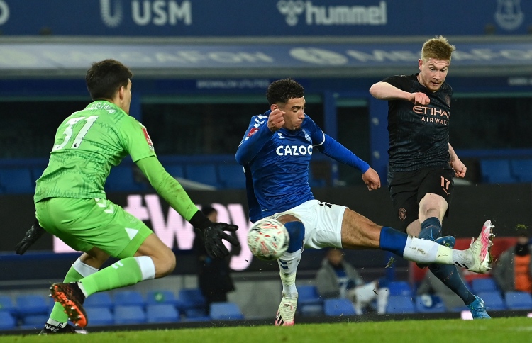 އެފްއޭ ކަޕް: ސިޓީ އާއި ސައުތެމްޓަން ސެމީ އަށް