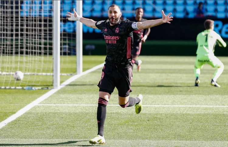 ބެންޒެމާ ހުއްޓުމެއް ނެތް، ރެއާލް ދެ ވަނަ އަށް