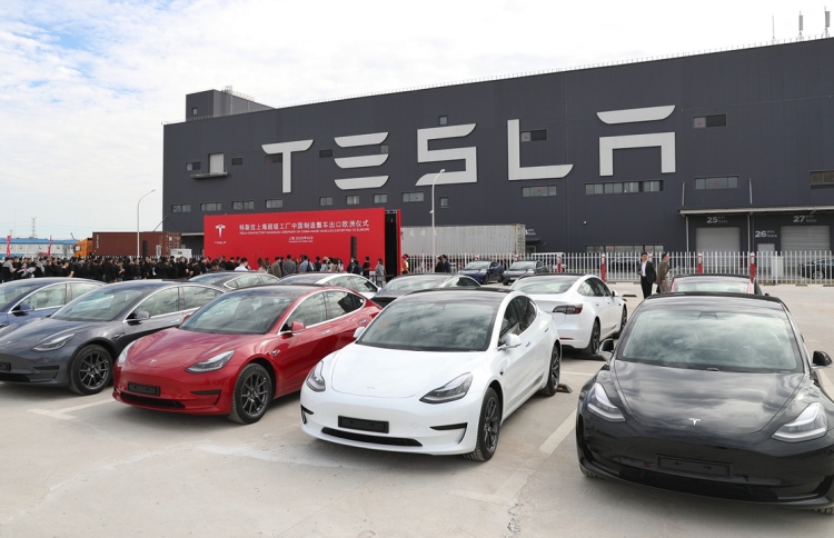 ޓެސްލާގެ ކާރުތަކުން ޖާސޫސްކުރާކަމުގެ ތުހުމަތު