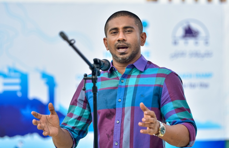 ޚިޔާނާތު މައްސަލާގައި މަހުލޫފަށް ދައުވާކުރަން ފޮނުވައިފި