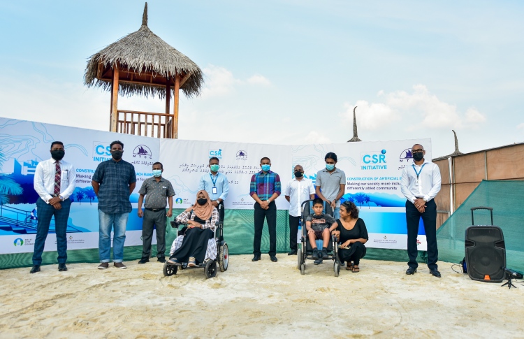 އާޓިފިޝަލް ބީޗުގައި ރޭމްޕެއް ހަދަނީ