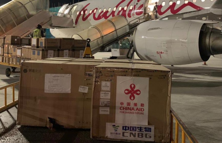 ސިނޮފާމްގެ ވެކްސިންގެ 100،000 ޑޯޒް ގެނެސްފި